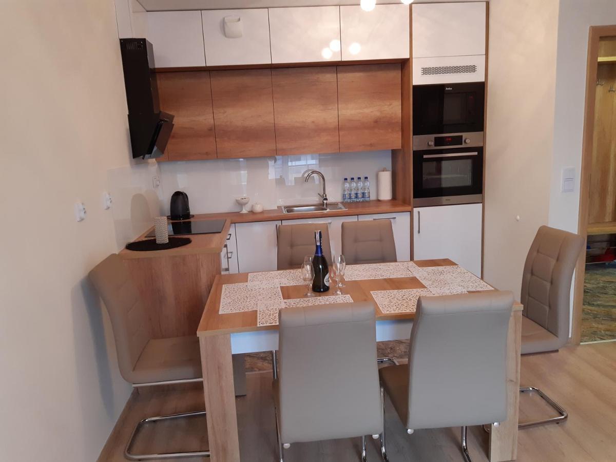 Apartament Reymonta Wrocław Exteriör bild