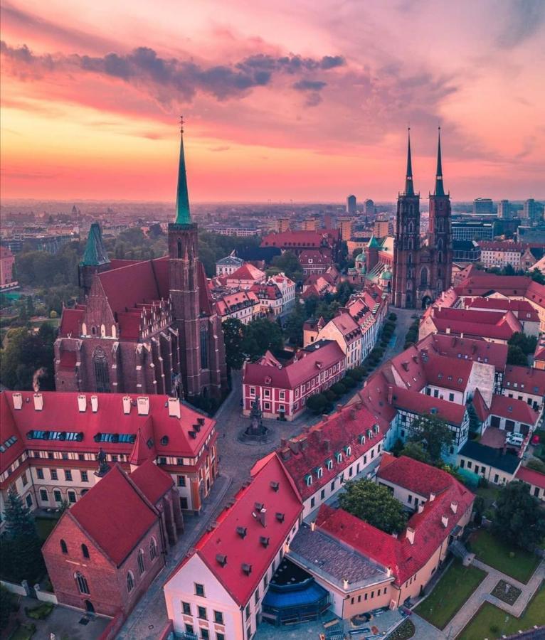 Apartament Reymonta Wrocław Exteriör bild